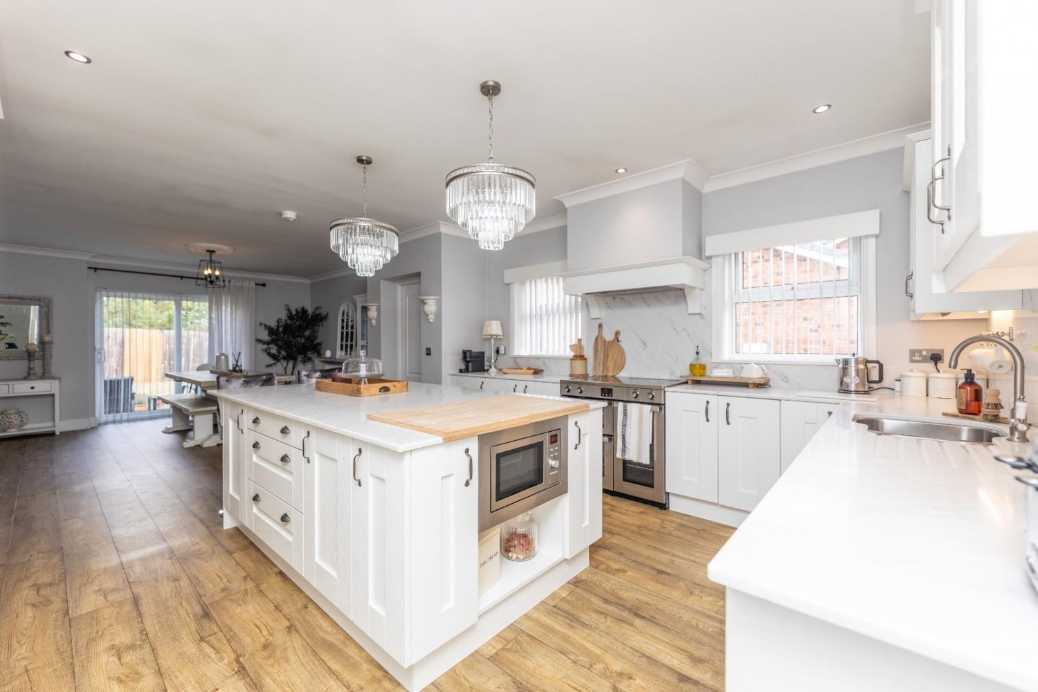 Middle Oxford Street, Castleford