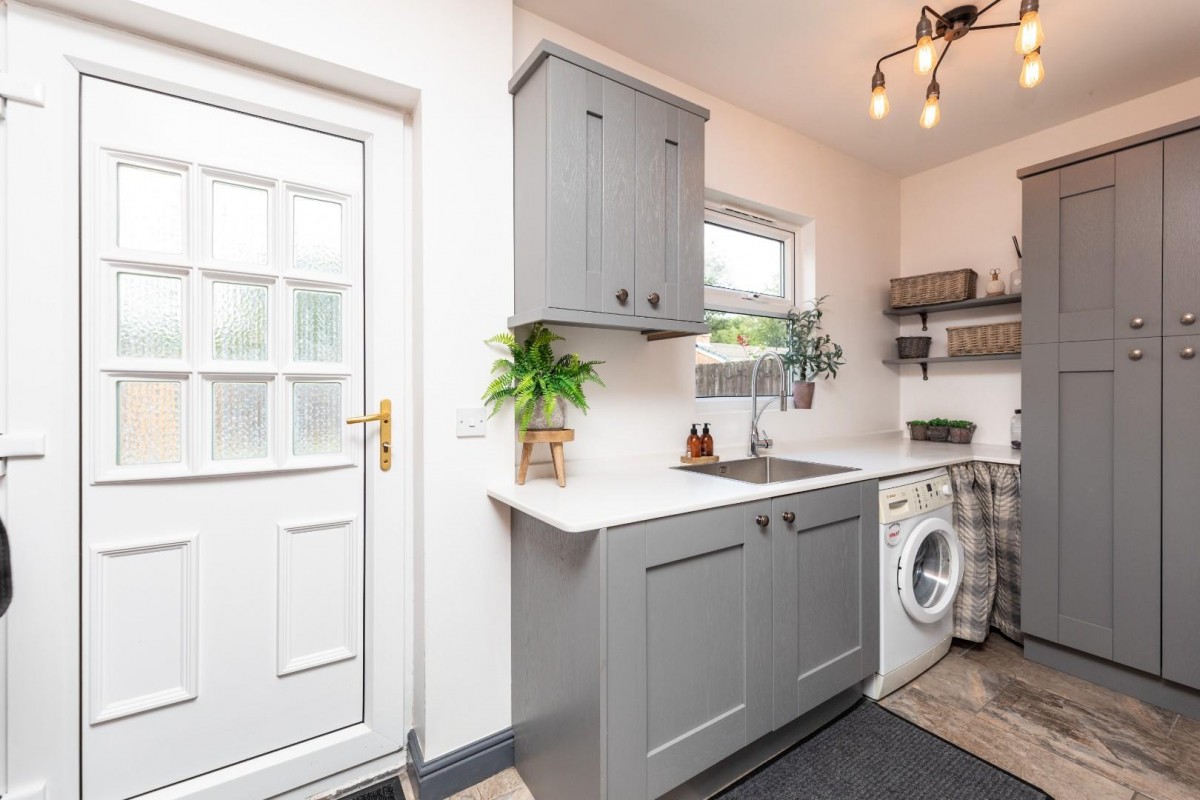 Middle Oxford Street, Castleford