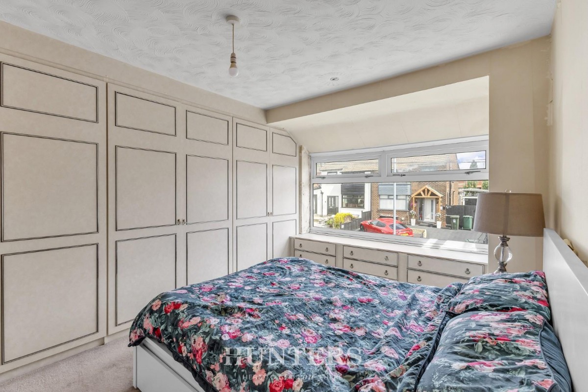 Parsons Drive, Middleton M24