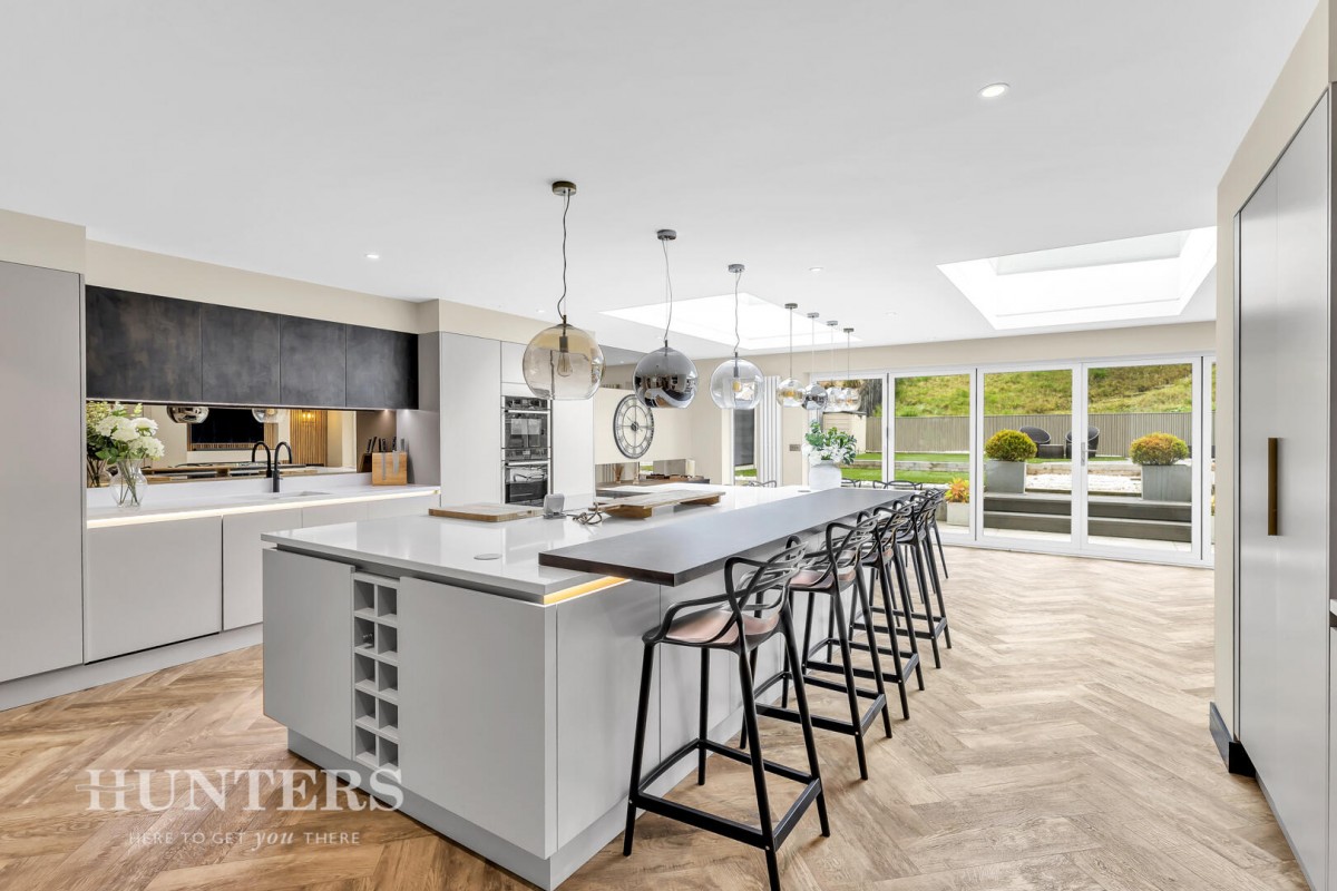 Ramsden Wood Road, Walsden, Todmorden, OL14 7UD