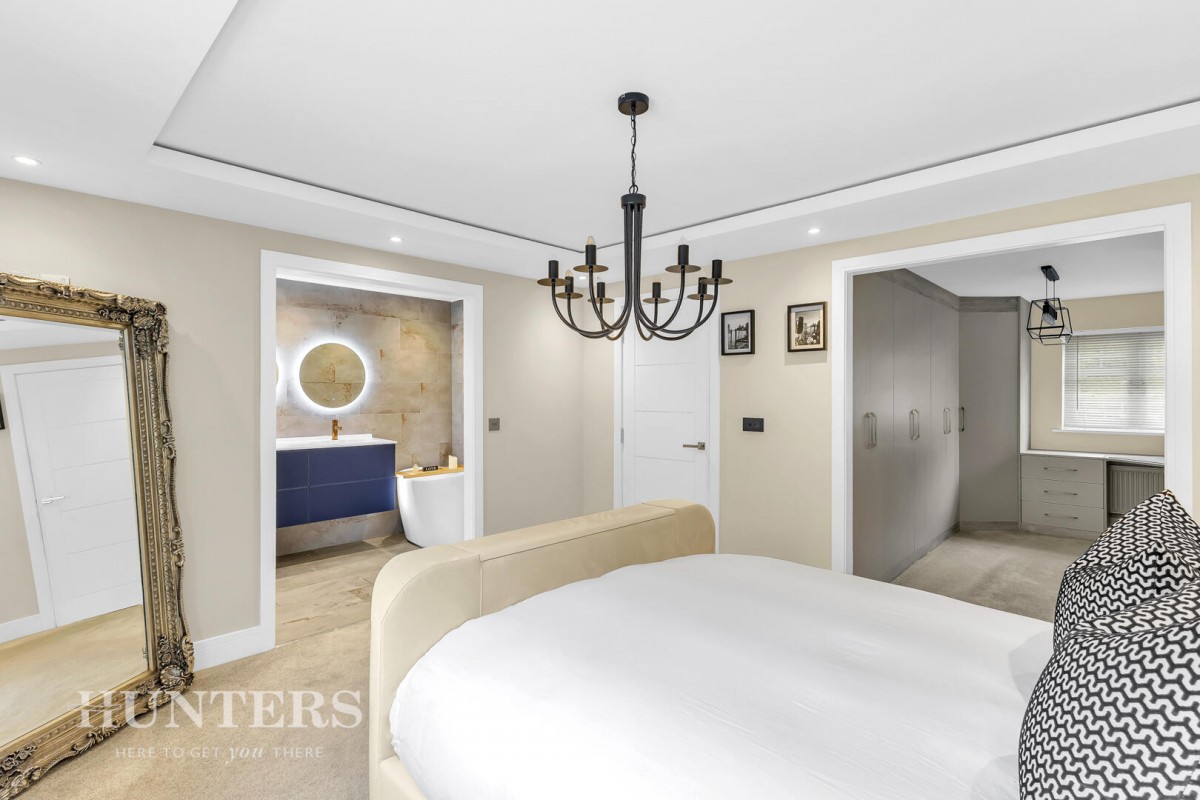 Ramsden Wood Road, Walsden, Todmorden, OL14 7UD