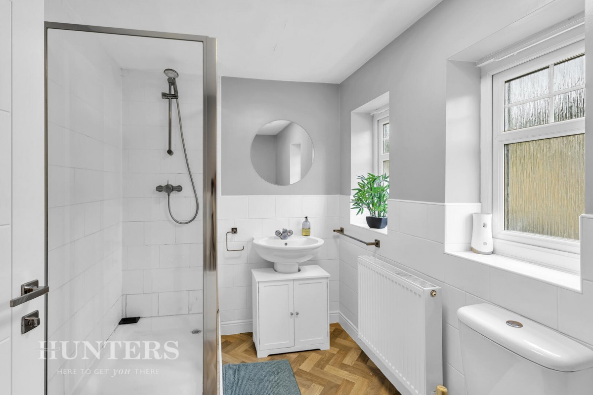 Ramsden Wood Road, Walsden, Todmorden, OL14 7UD