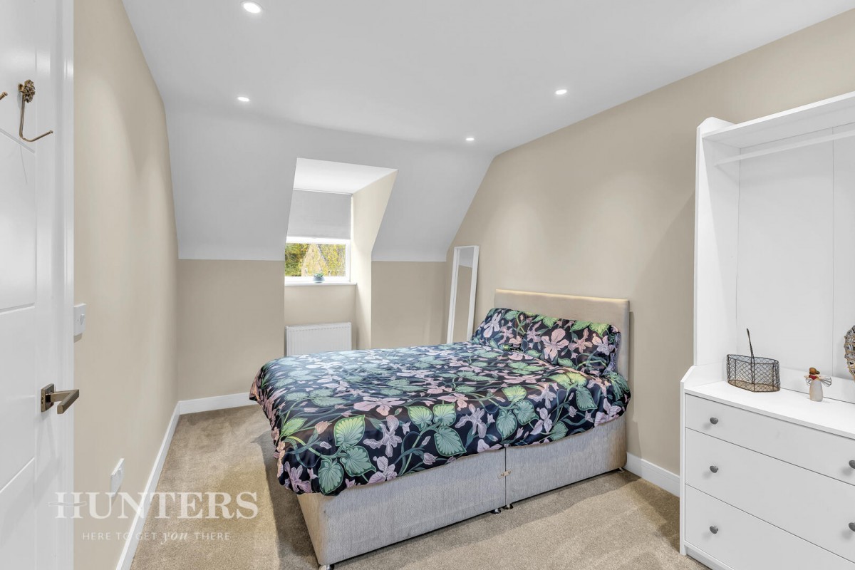 Ramsden Wood Road, Walsden, Todmorden, OL14 7UD