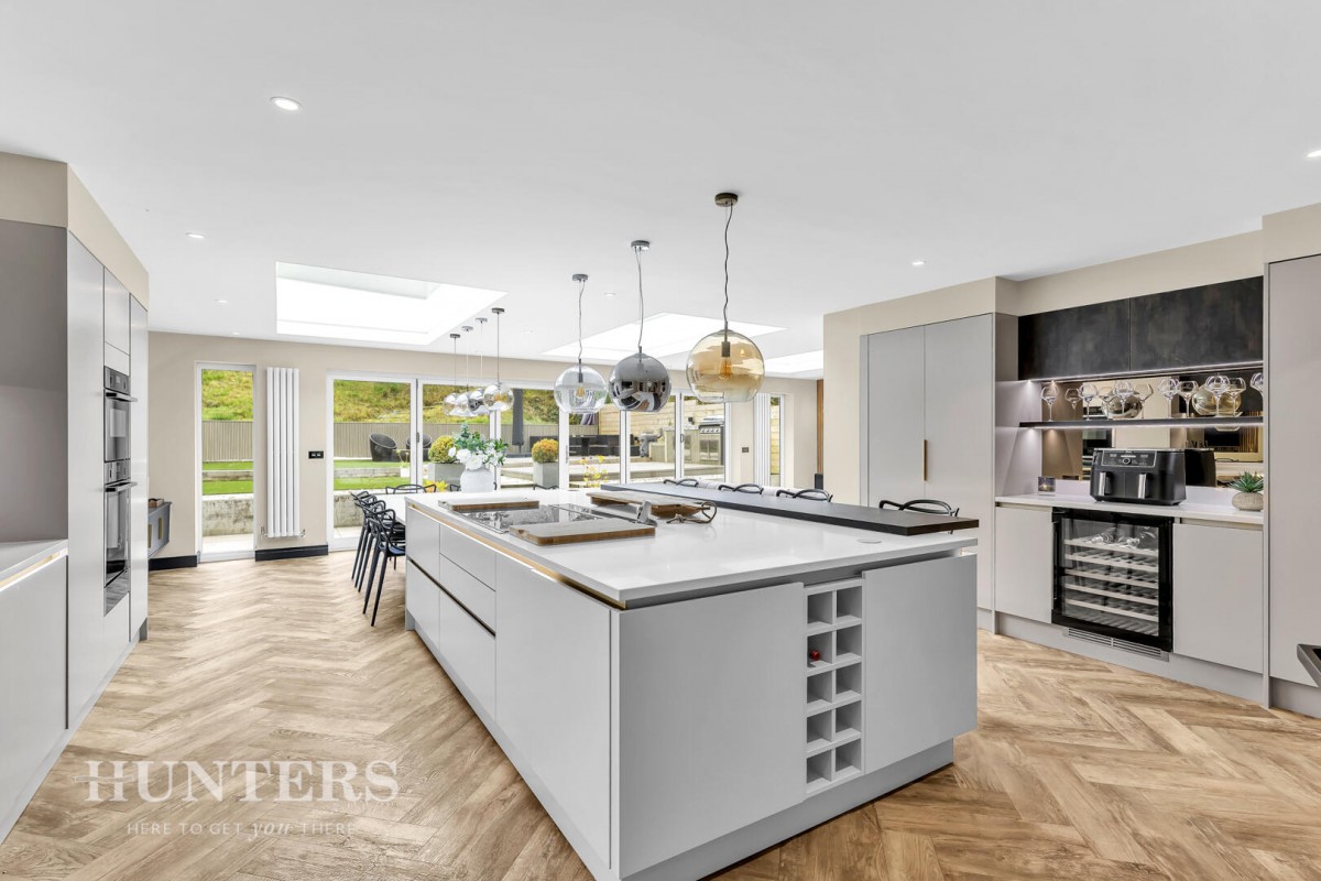 Ramsden Wood Road, Walsden, Todmorden, OL14 7UD