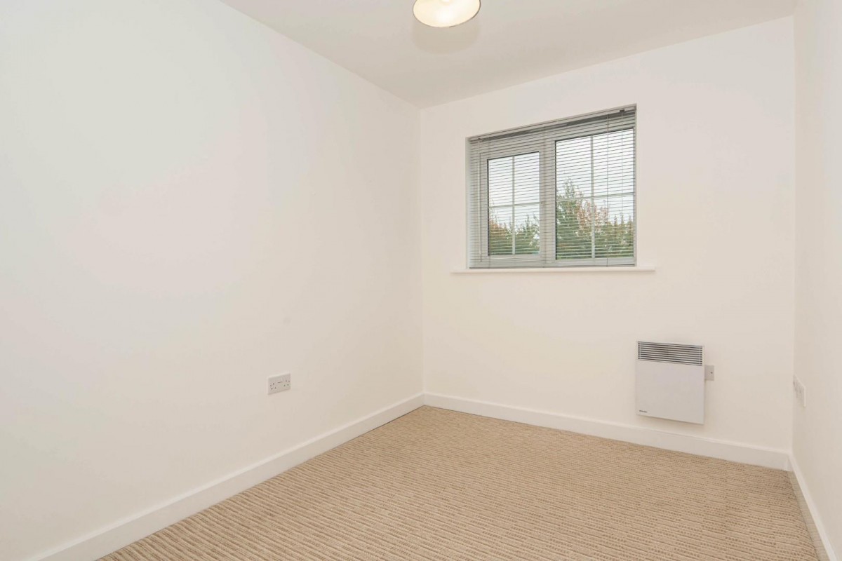 Broadlands Court, LS28 9GE