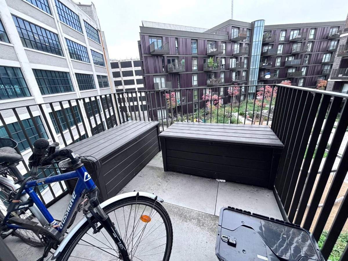 Powerhouse Lane, Hayes