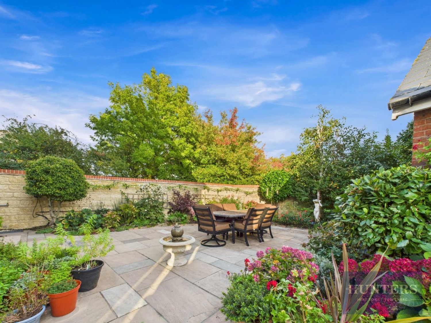 Hunts Grove Drive, Hardwicke, Gloucester