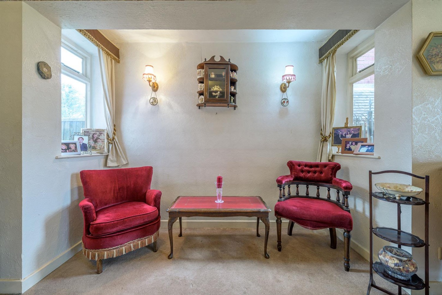 Summercourt Drive, Kingswinford, DY6 9QL