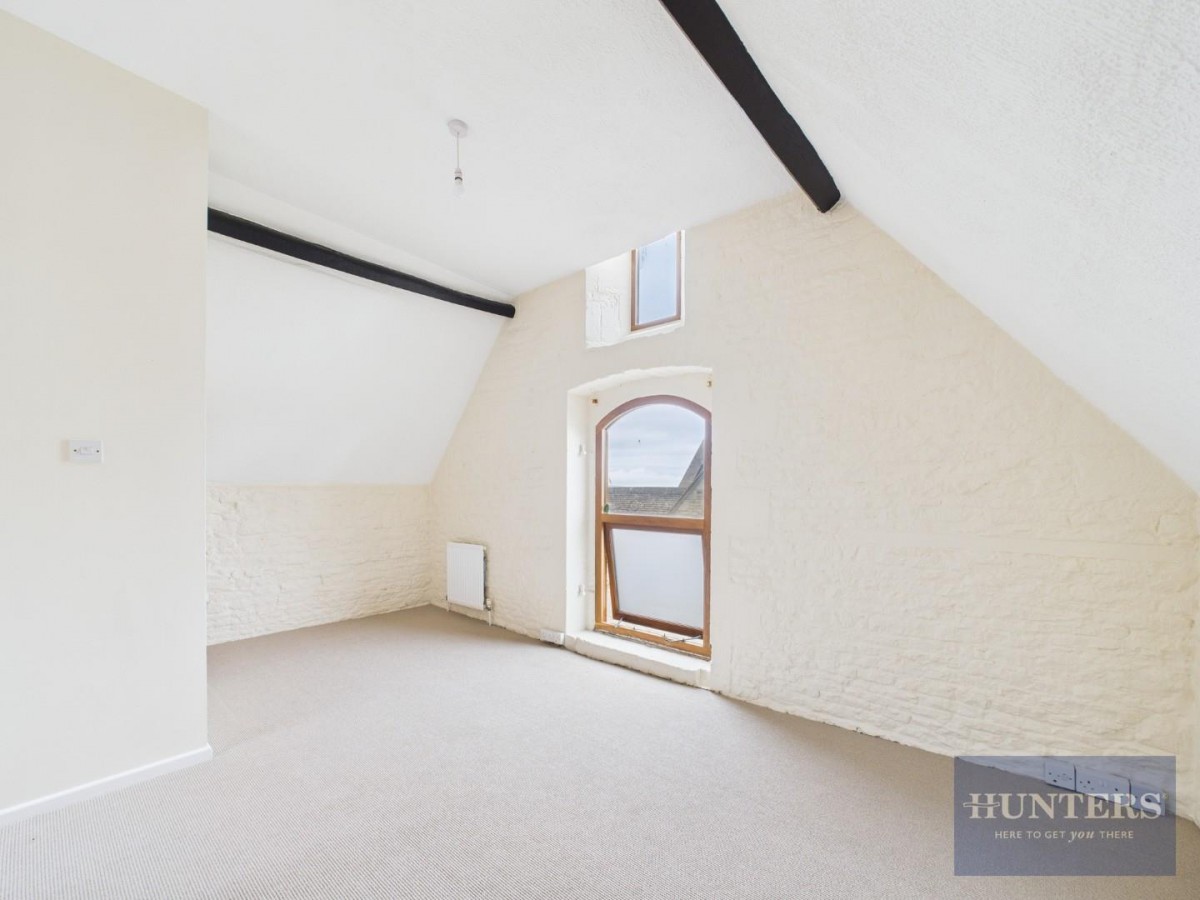Wickfields, Bishops Cleeve, Cheltenham