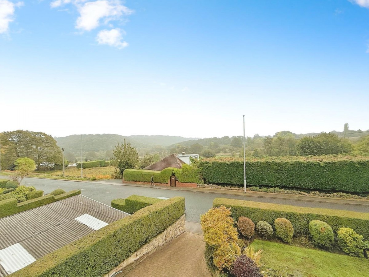 Hough Side Road, Pudsey, LS28 9JJ