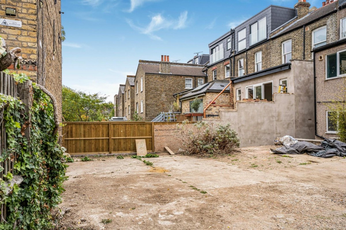 Hillcourt Road, London