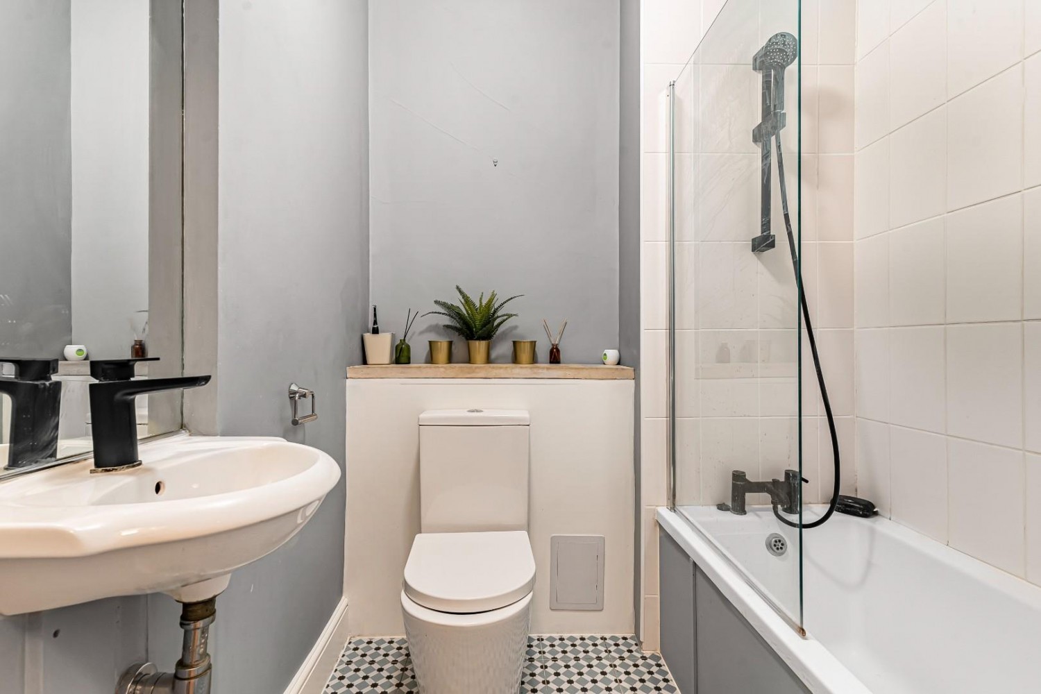 Hillcourt Road, London