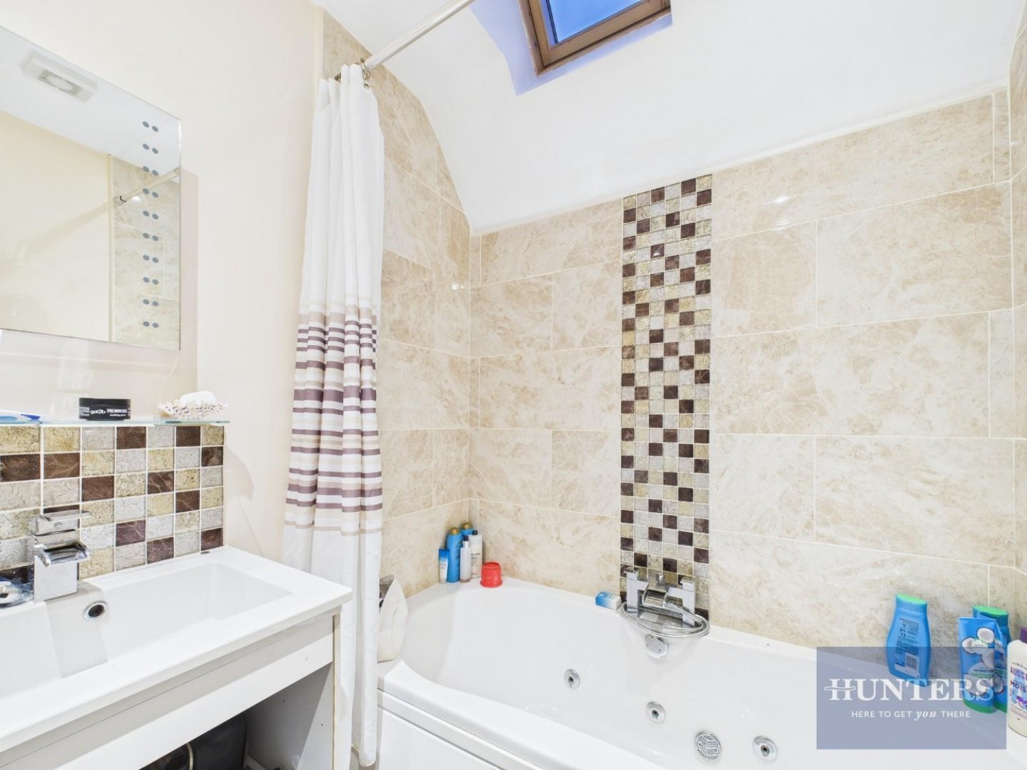 Shelley Avenue, Cheltenham