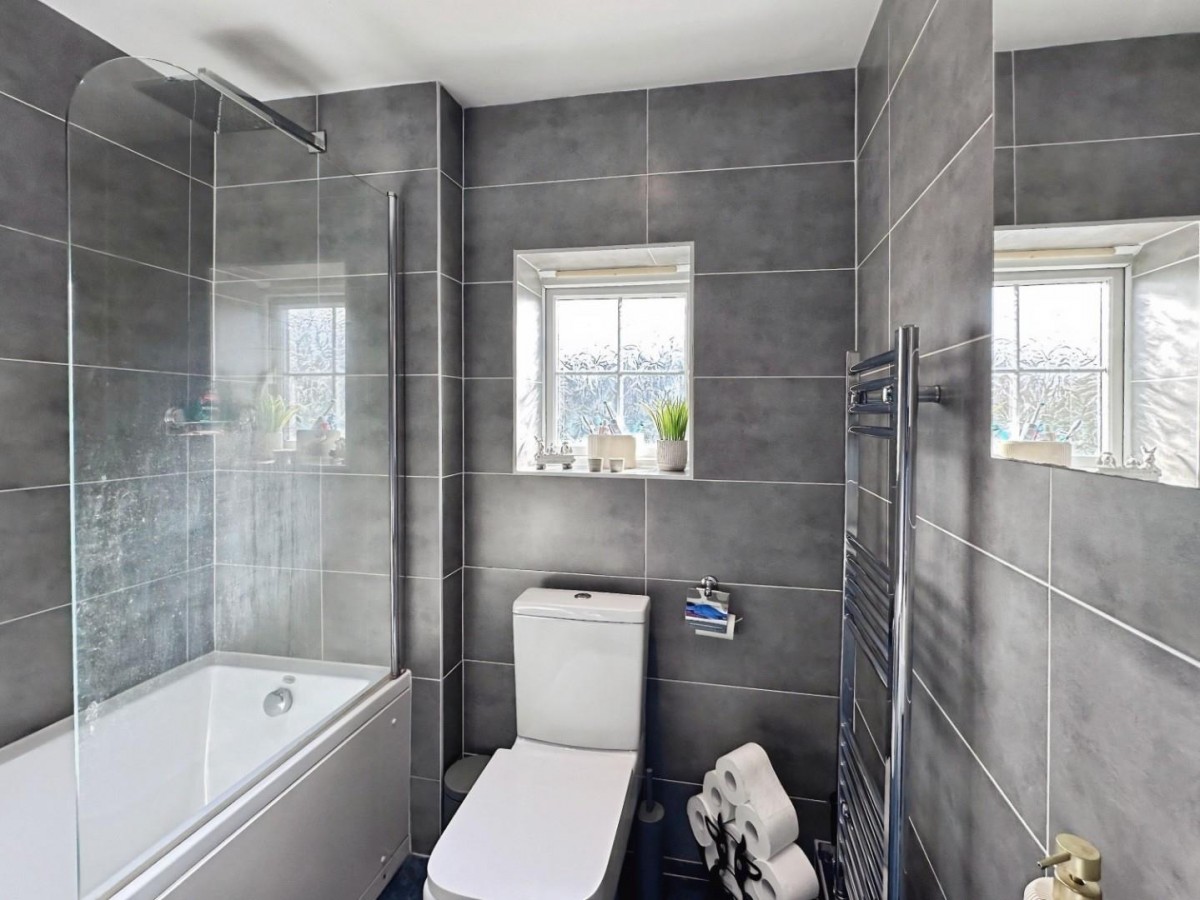 Swallow Drive, Pool In Wharfedale, LS21