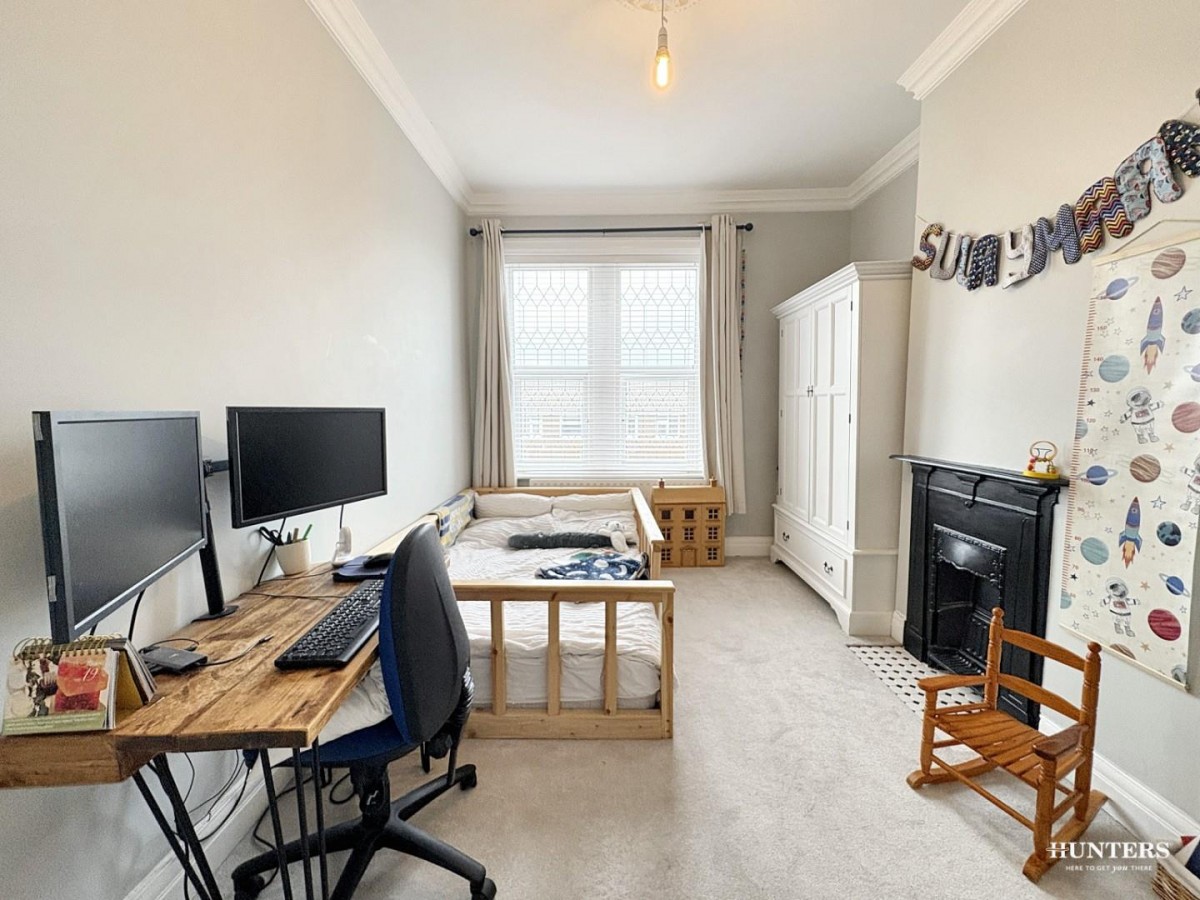 Belle Vue Street, Healey Batley