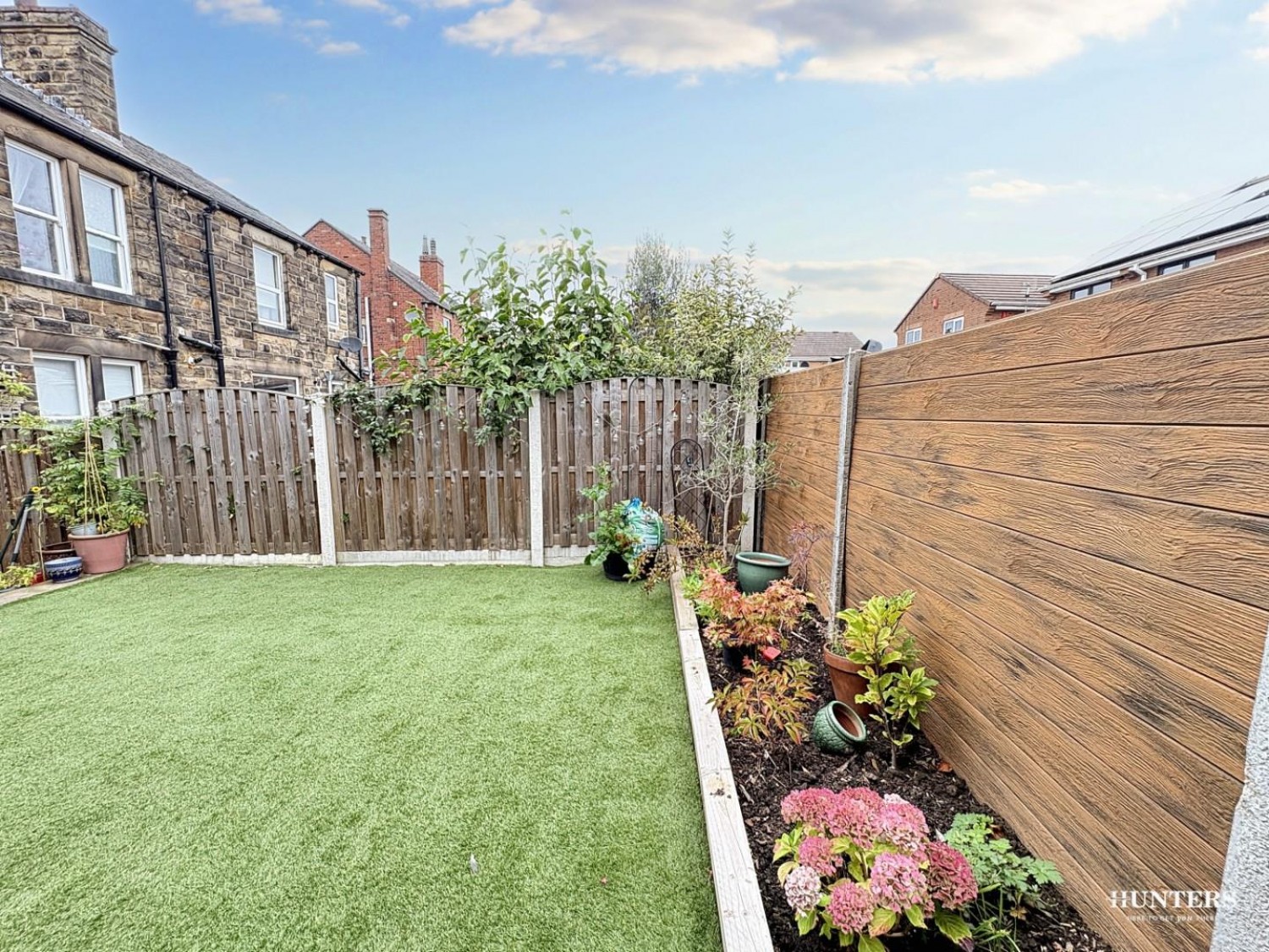 Belle Vue Street, Healey Batley