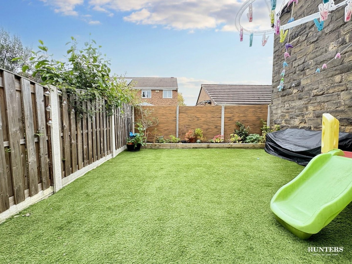 Belle Vue Street, Healey Batley