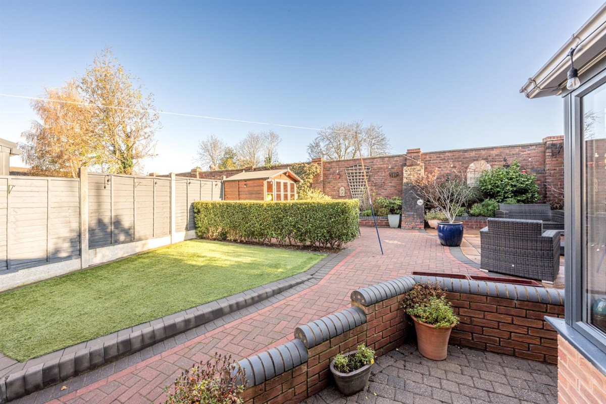 Greenbank Gardens, Wordsley, DY8 5TB