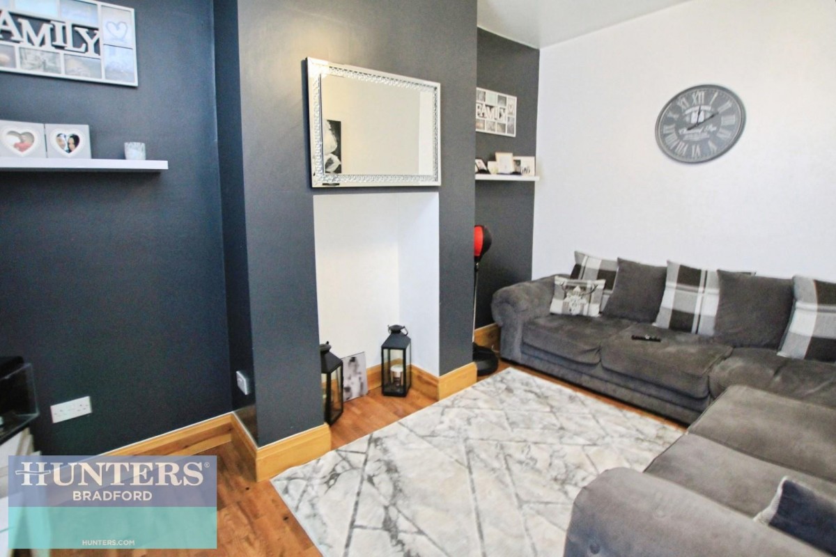 High Street Thornton, Bradford, West Yorkshire, BD13 3ES