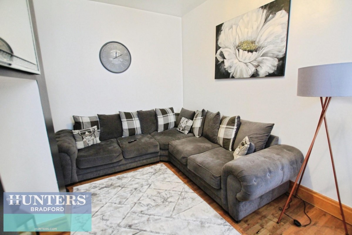 High Street Thornton, Bradford, West Yorkshire, BD13 3ES