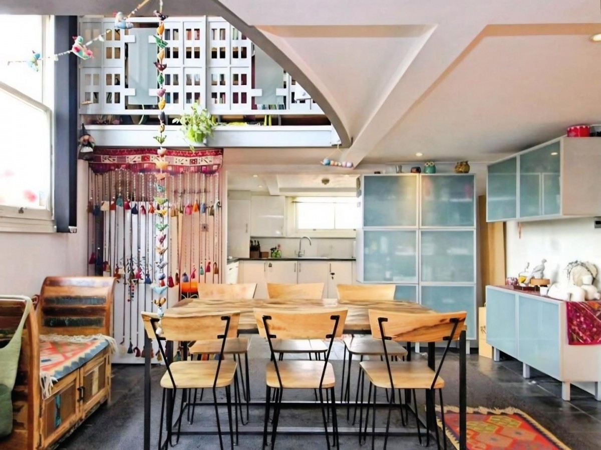 Old College Court, Upper Holly Hill Road, Upper Belvedere