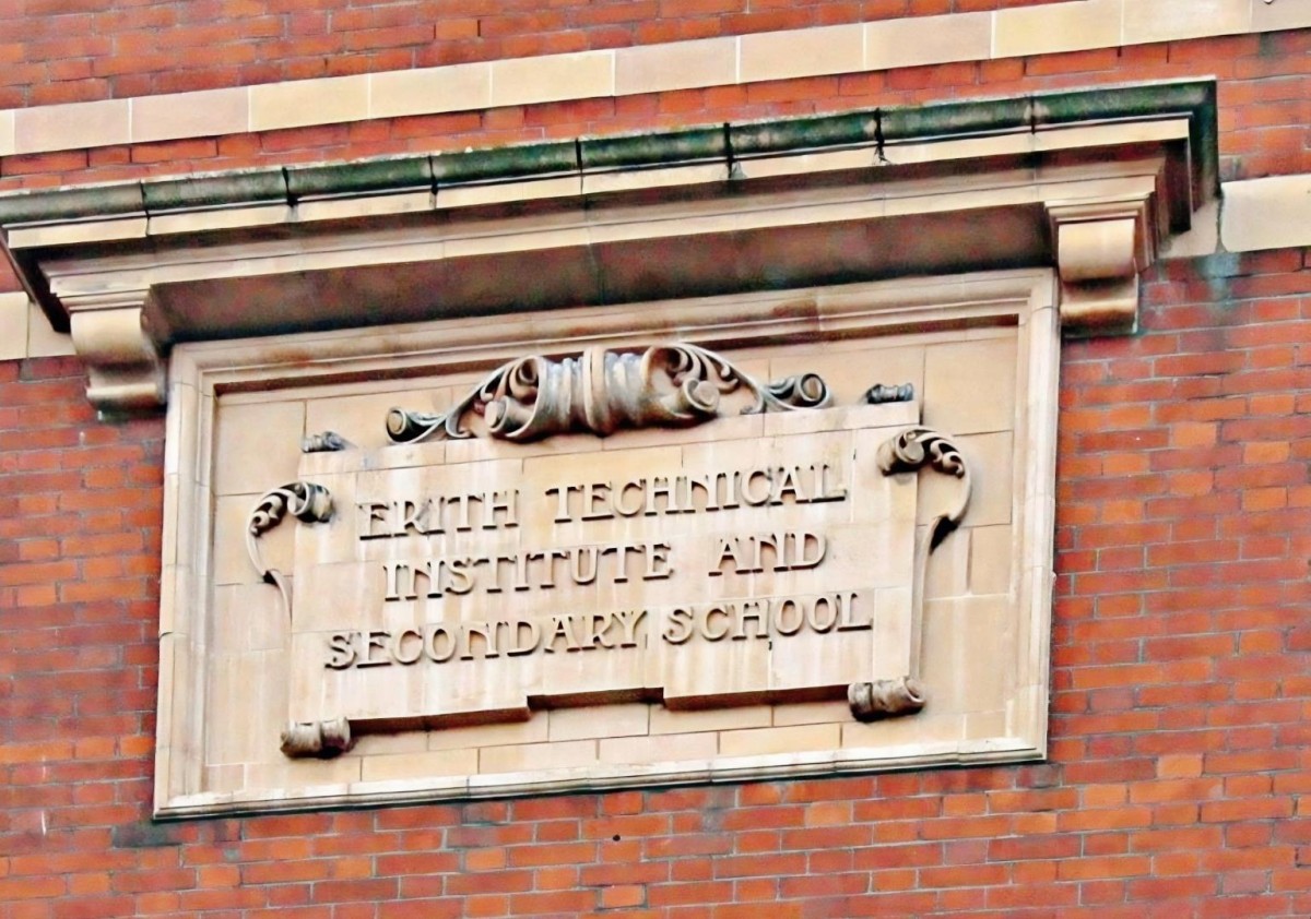 Old College Court, Upper Holly Hill Road, Upper Belvedere