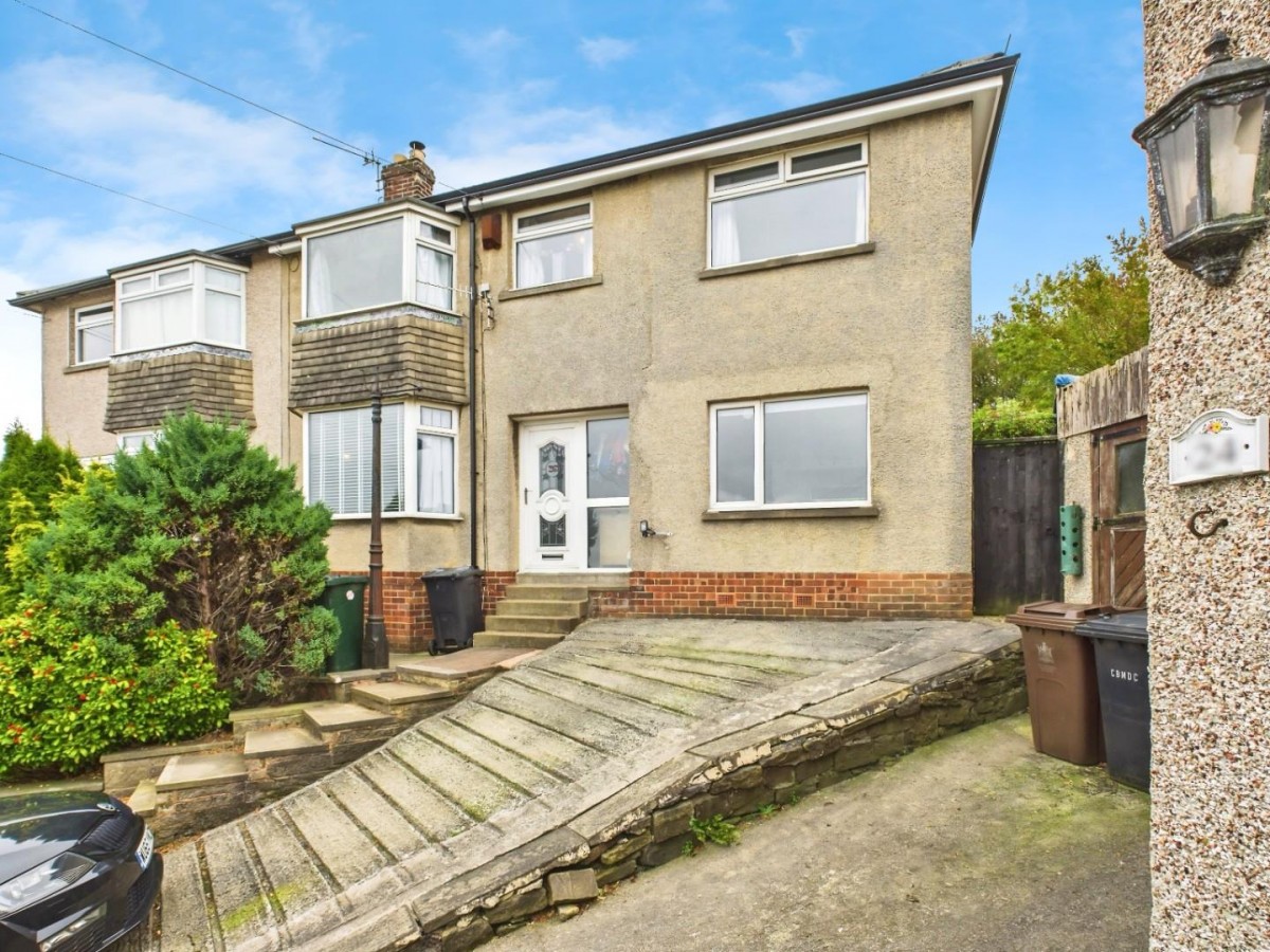 Harden Grove, Long Lee