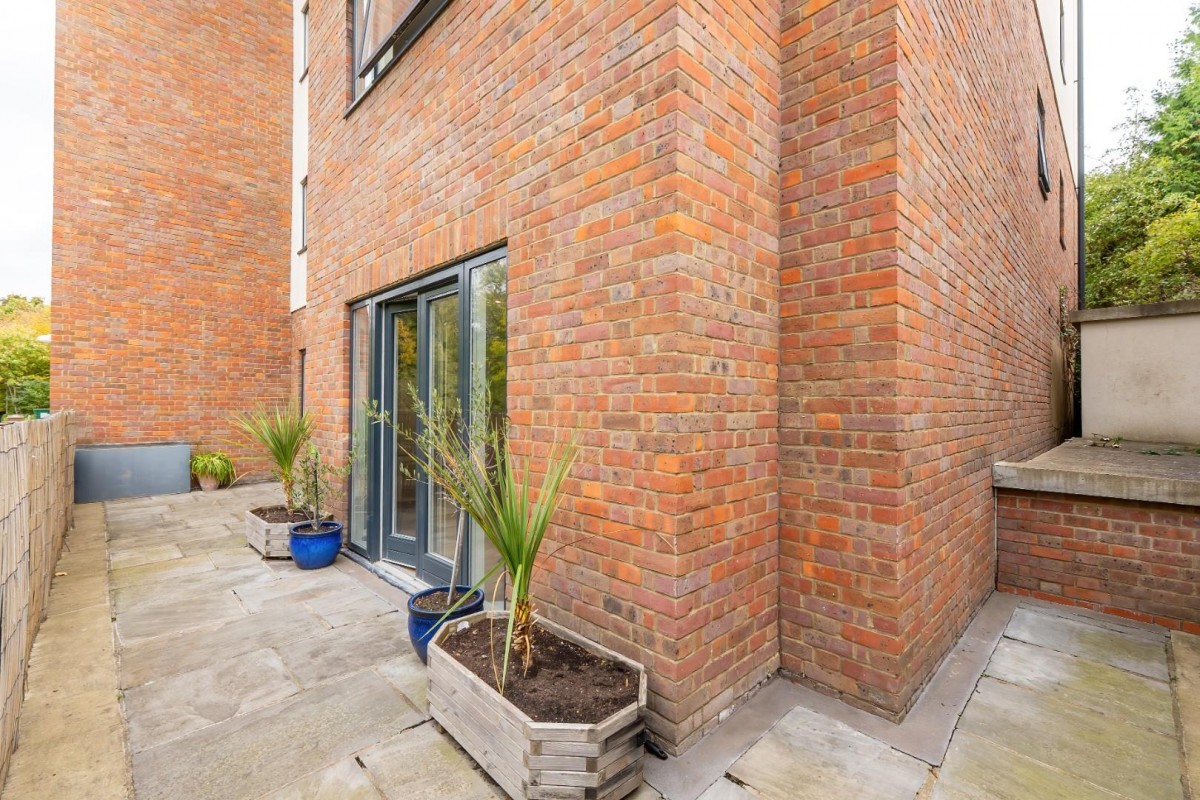 Brookside Court, Brook Street, Tring