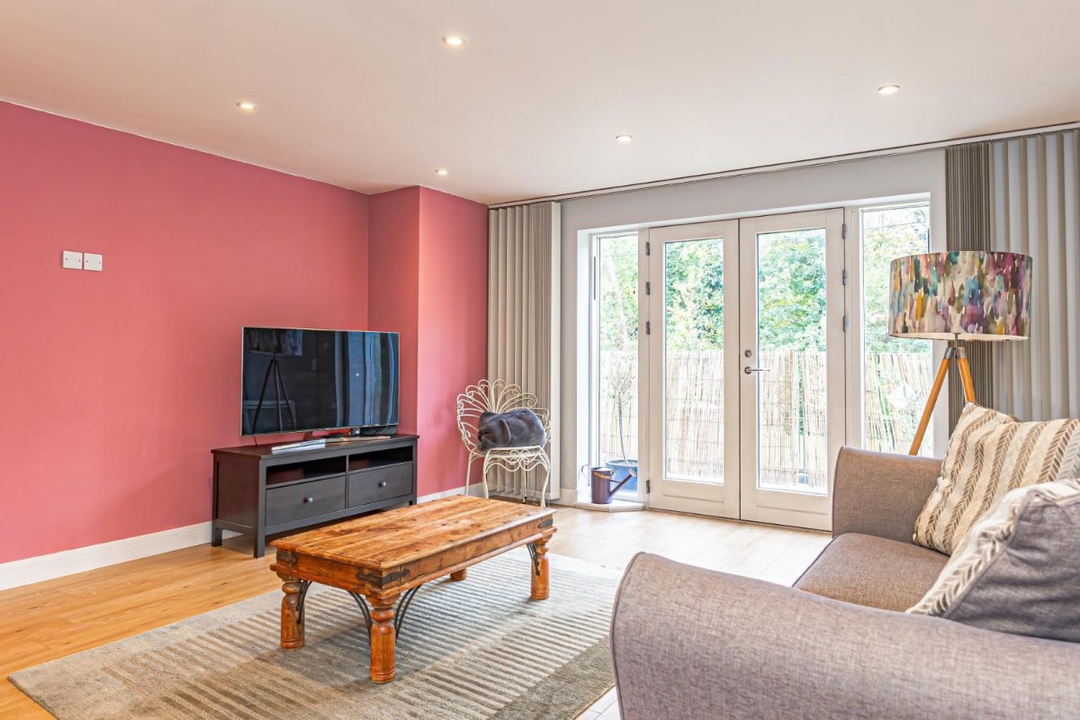 Brookside Court, Brook Street, Tring