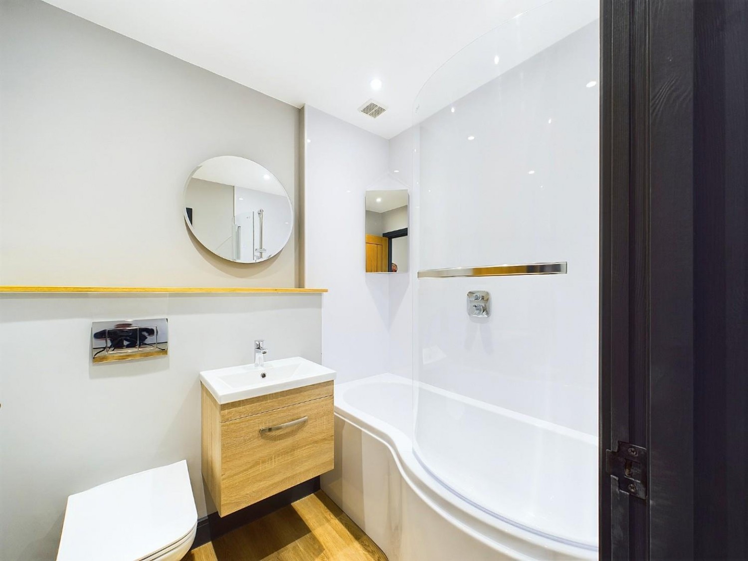 6 Five Rise Apartments, Ferncliffe Road, Bingley