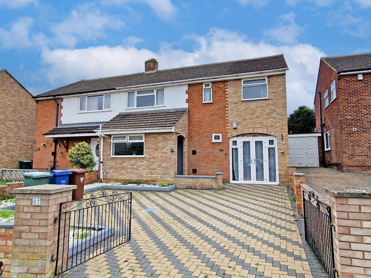 Barry Avenue, Bicester