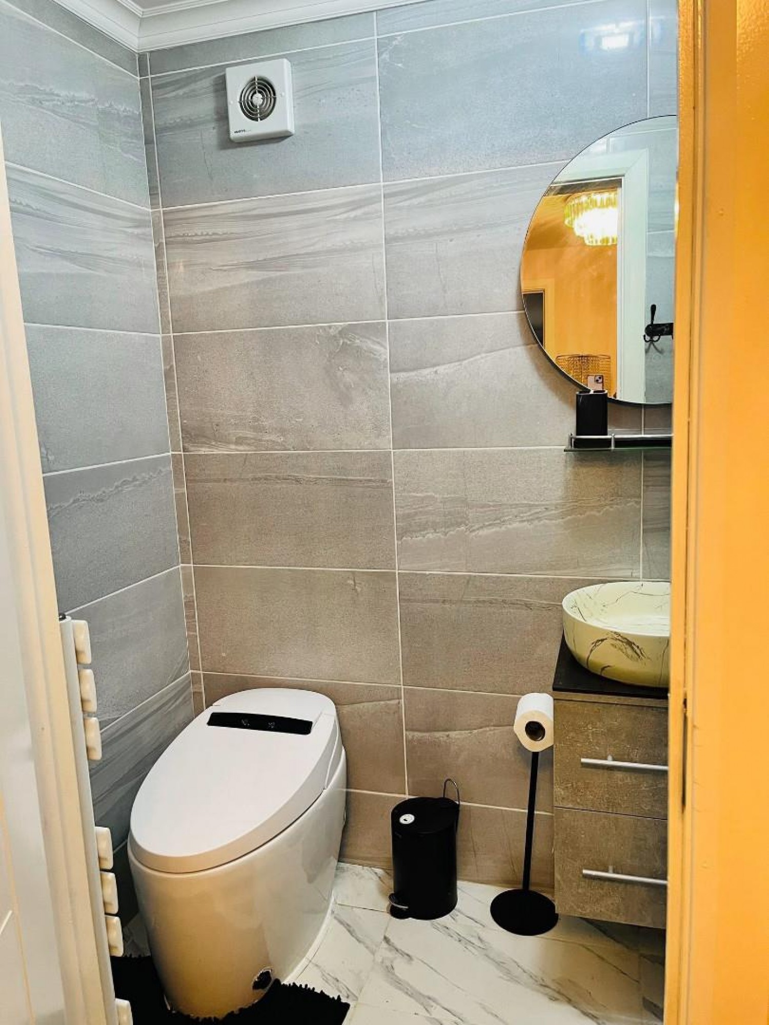 Barry Avenue, Bicester