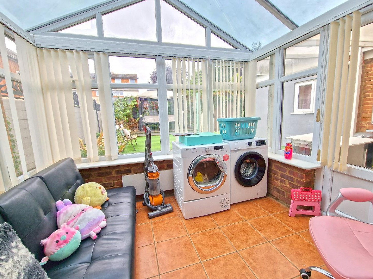 Barry Avenue, Bicester