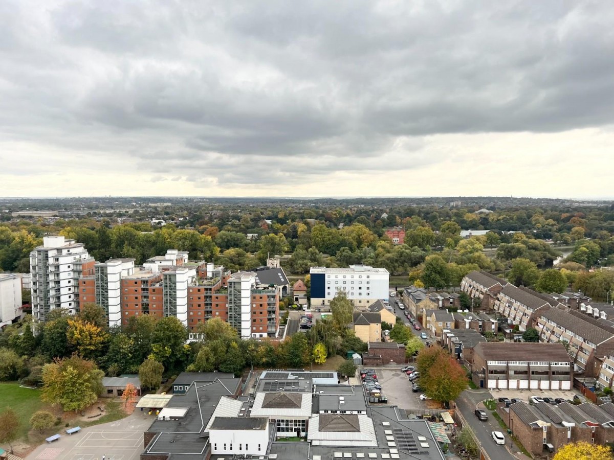 Green Dragon Lane, Brentford, TW8 0DB