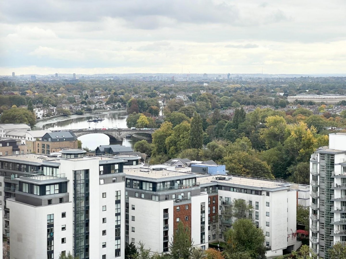 Green Dragon Lane, Brentford, TW8 0DB