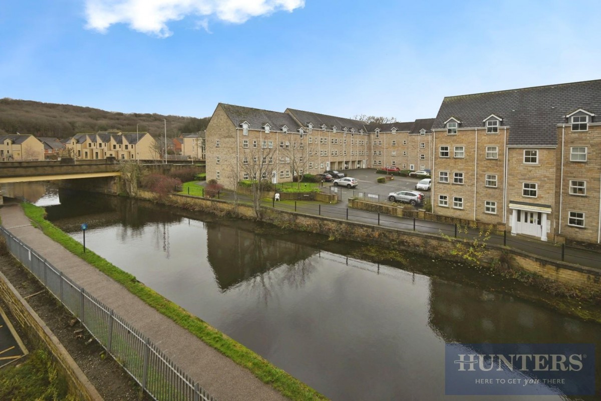 Harrogate Road, Apperley Bridge