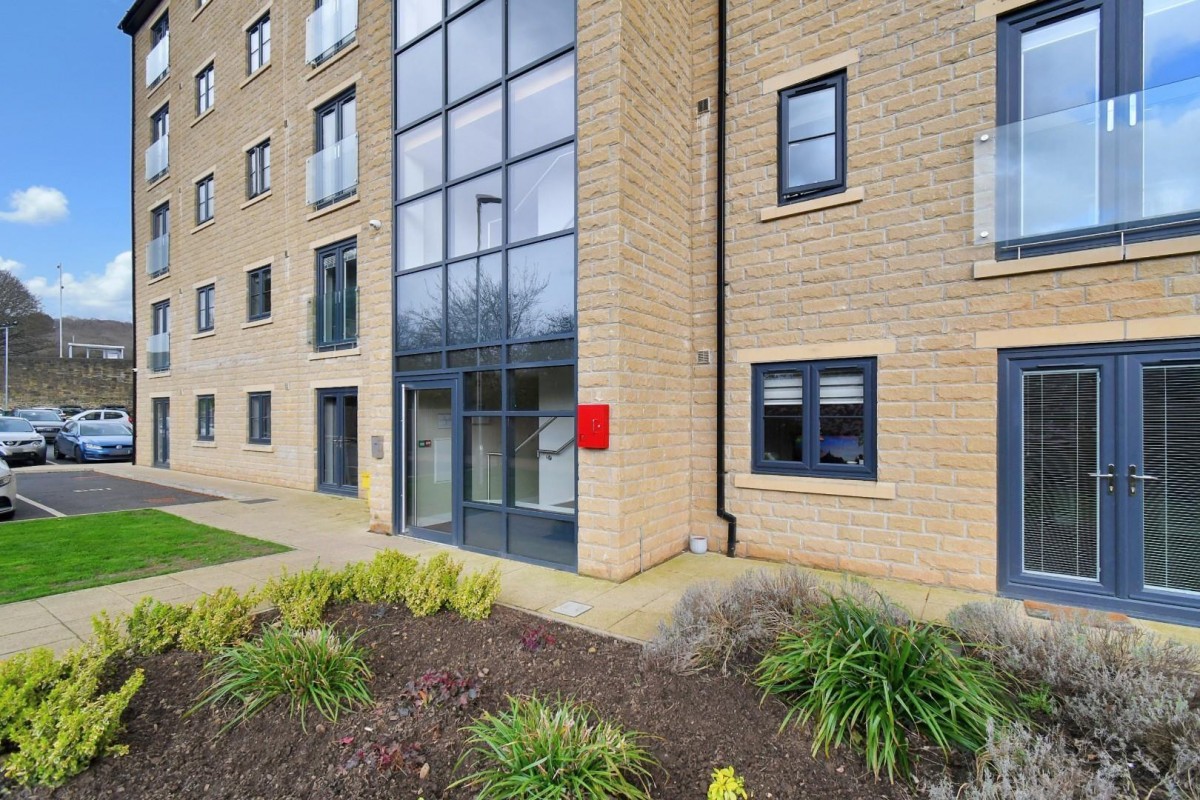 Harrogate Road, Apperley Bridge