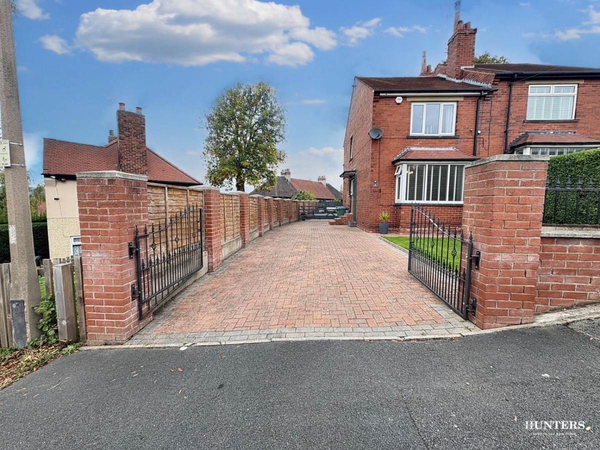 Shirley Avenue, Birstall, Batley