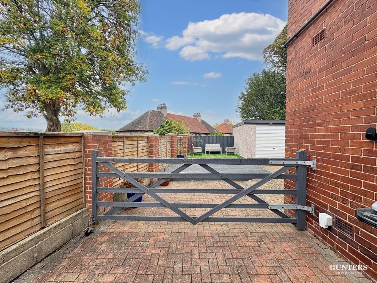 Shirley Avenue, Birstall, Batley