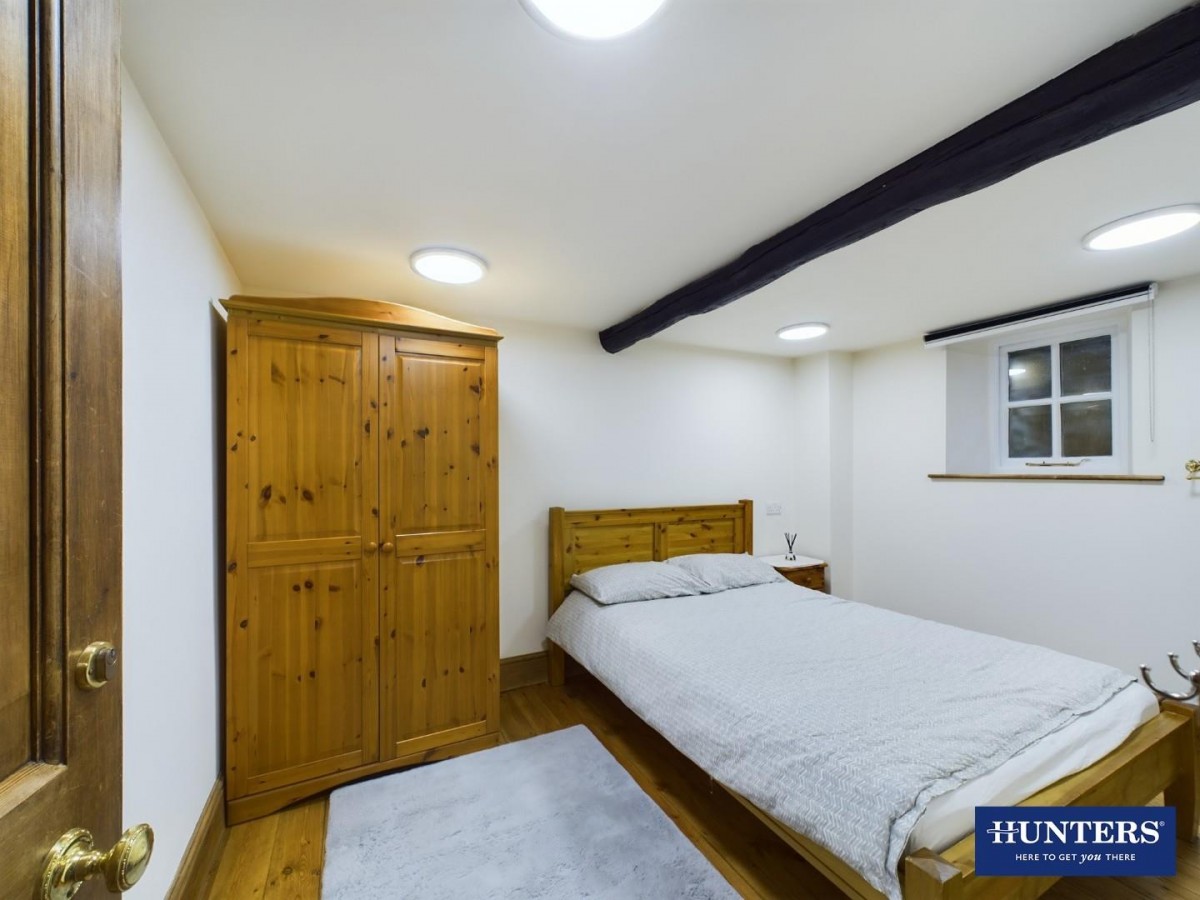 Mount Pleasant, Kendal, LA9 4JS