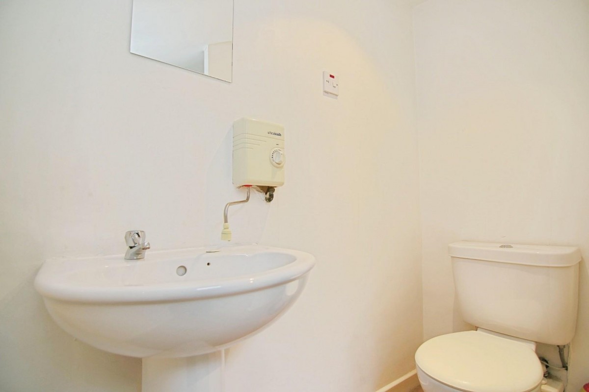 Occupation Lane , Pudsey , Leeds , LS28 8HL