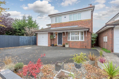 Bowling Green Road, Stourbridge, DY8 3TT