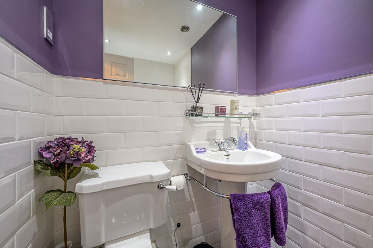 Bowling Green Road, Stourbridge, DY8 3TT