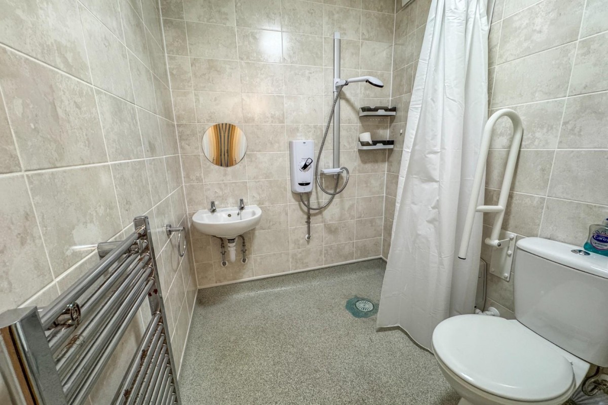 Ingledew Court, Leeds