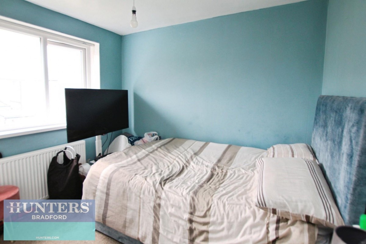 Farnham Road Bradford, West Yorkshire, BD7 3JE