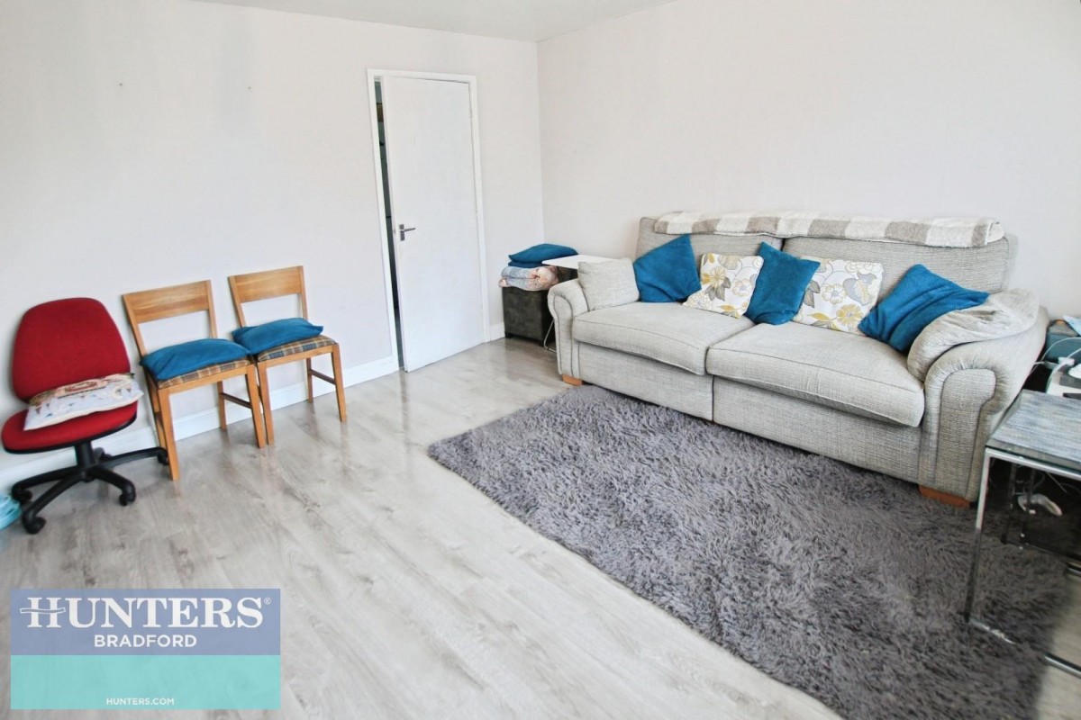 Farnham Road Bradford, West Yorkshire, BD7 3JE