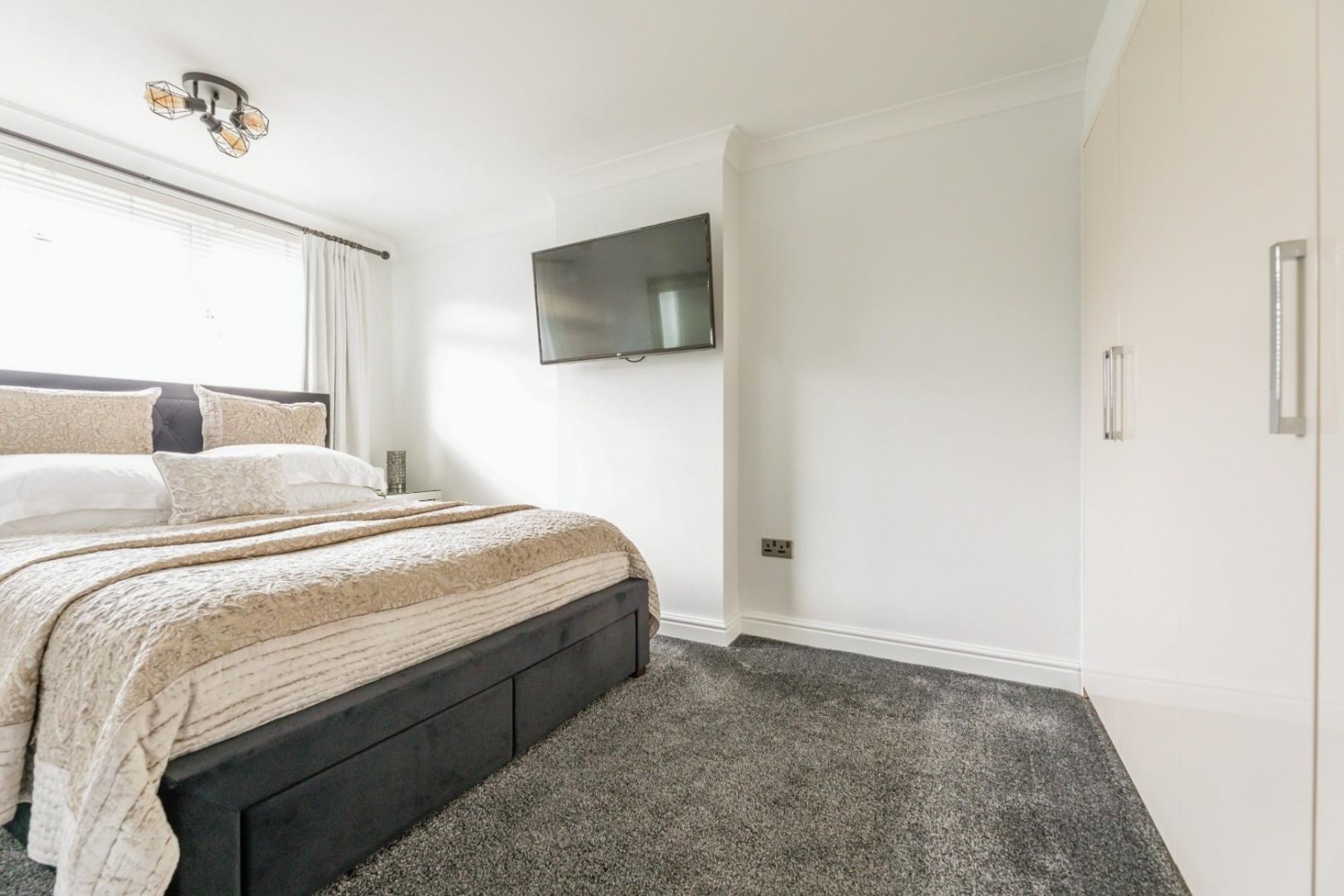 Oak Lodge Road, High Green, Sheffield, S35 4QA