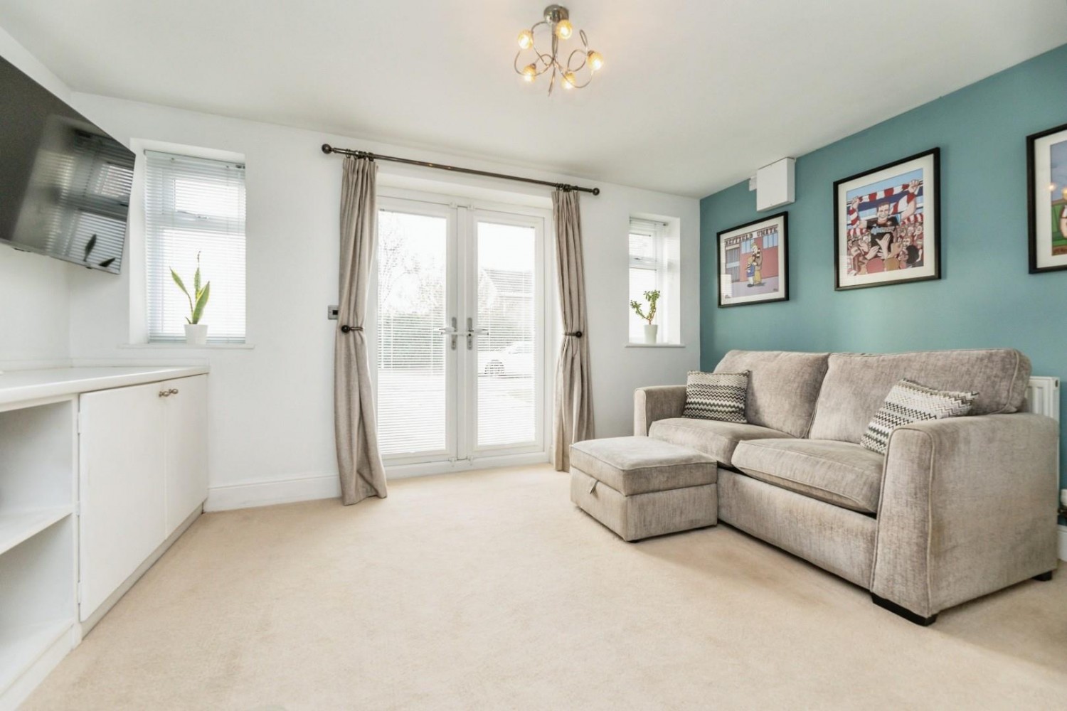 Oak Lodge Road, High Green, Sheffield, S35 4QA