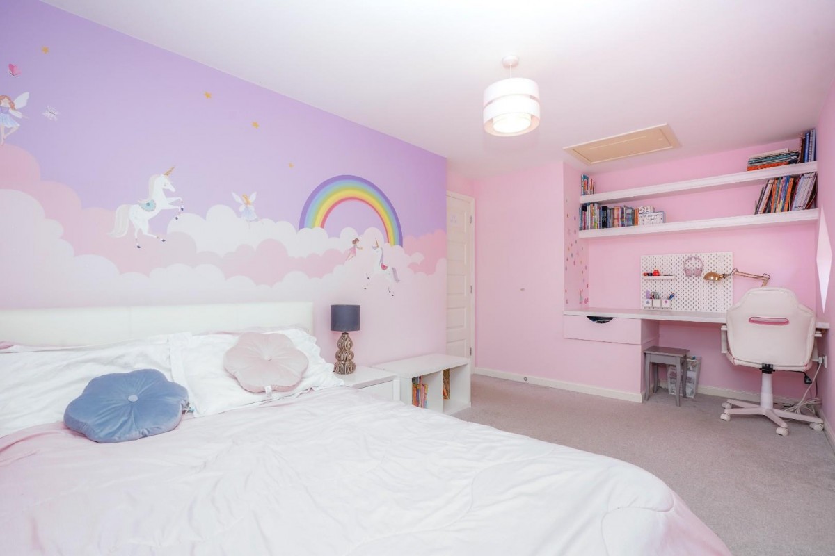 Healdfield Court, Castleford