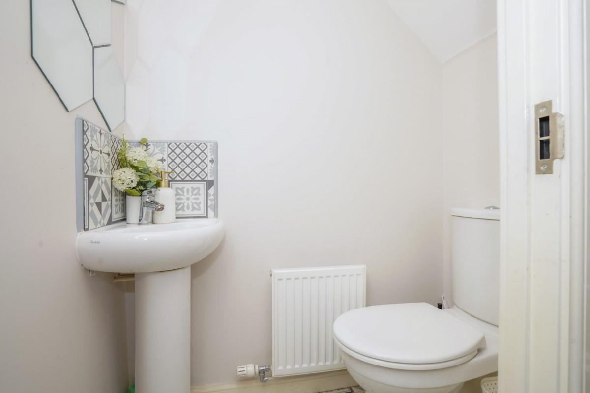 Healdfield Court, Castleford